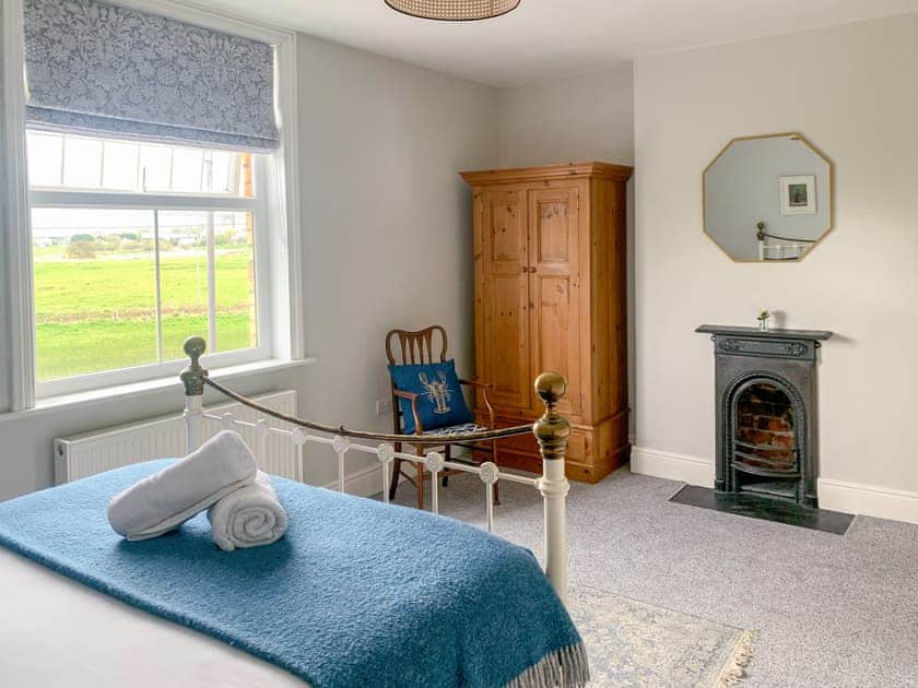 Double bedroom | Tillman, Tywyn, near Aberdovey