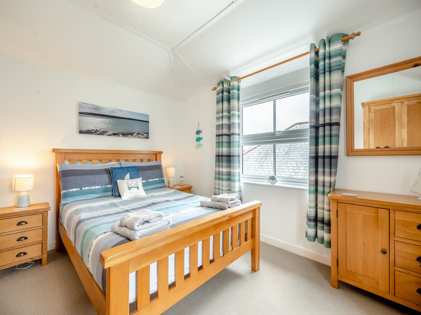 Double bedroom | Hollyhocks, St Minver, near Rock