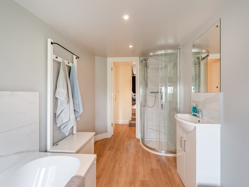 Bathroom | Oast View - Santon Farm Cottages, Preston, near Canterbury