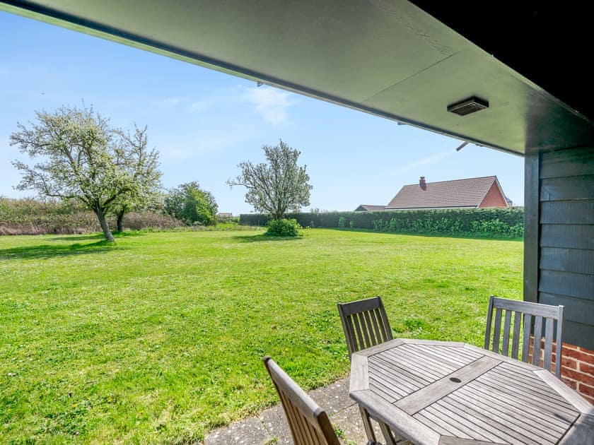 View | Apple Tree Cottage - Linley Farm Cottages, St Osyth