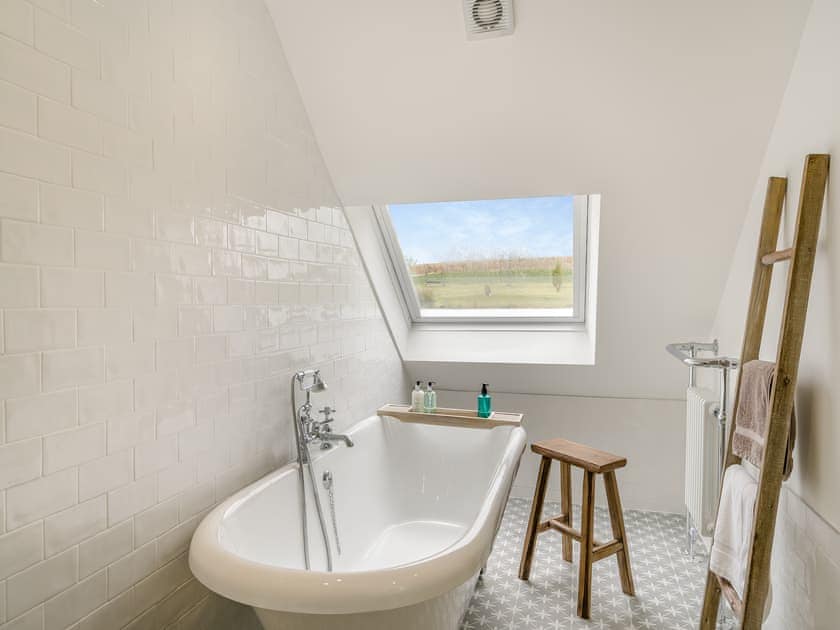 Bathroom | Blackside Cottage, Sorn