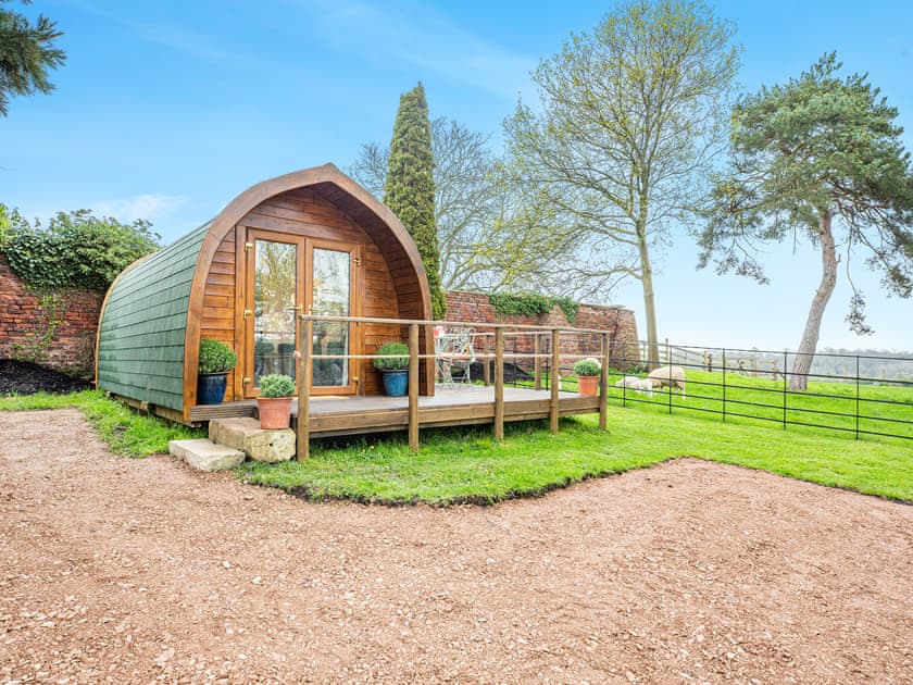 Whitley Burrow in Hookagate, near Shrewsbury Hoseasons