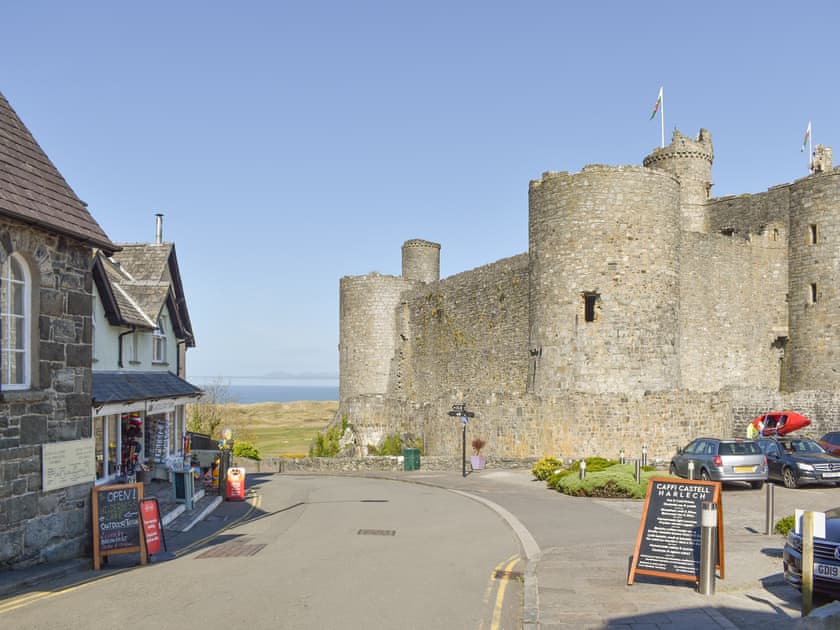 Surrounding area | Tryfar House, Harlech