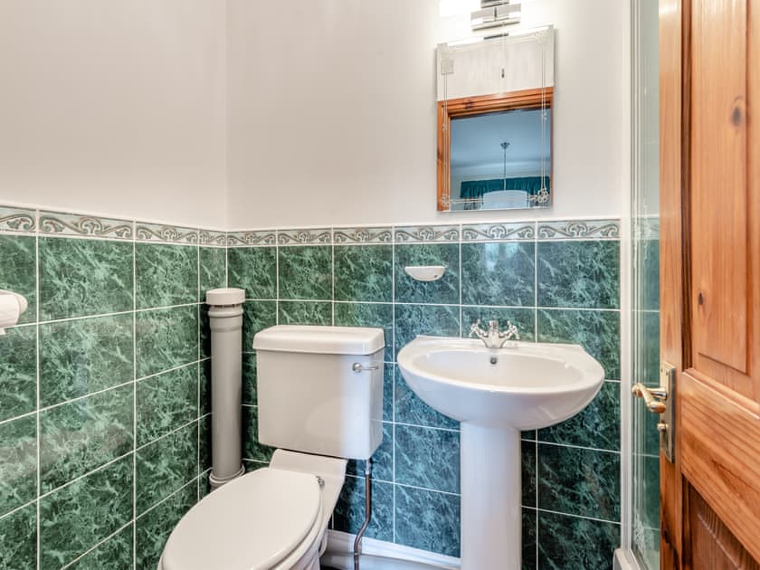 En-suite | Melancroft, Llanfihangel Nant Melan, near Presteigne