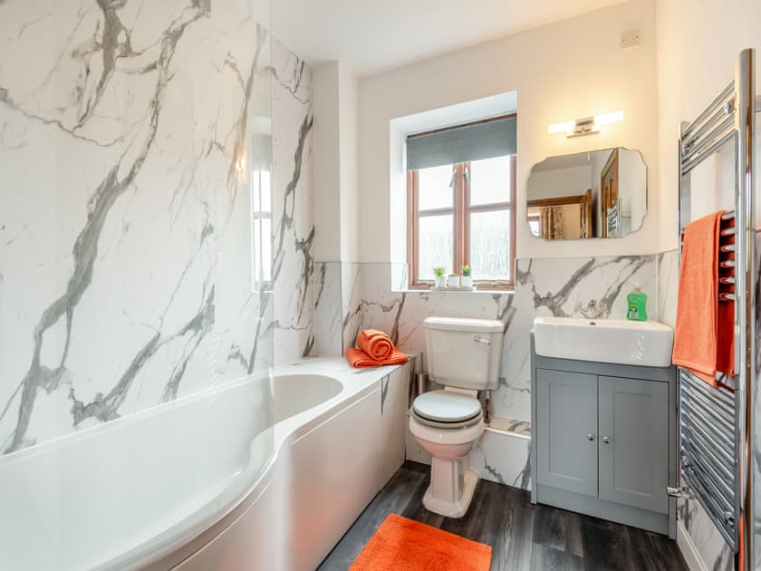Bathroom | Melancroft, Llanfihangel Nant Melan, near Presteigne