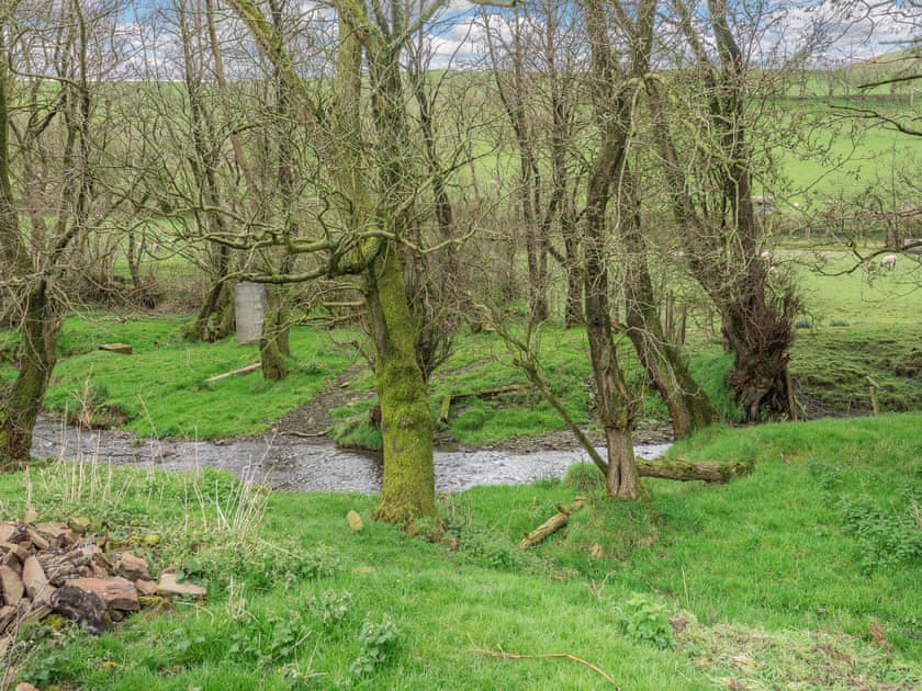 Garden and grounds | Melancroft, Llanfihangel Nant Melan, near Presteigne
