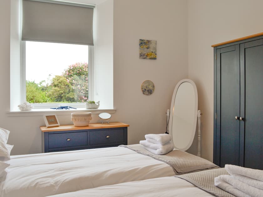 Twin bedroom | Tartan EscapesWoodlea, Stranraer