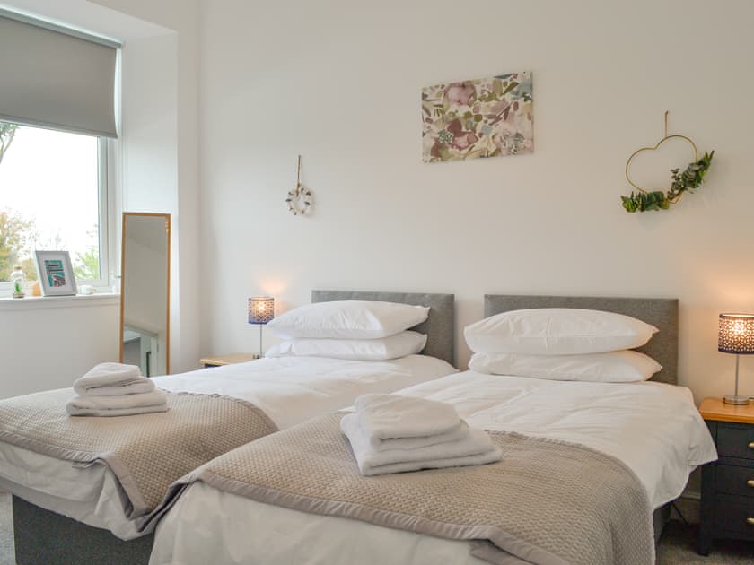 Twin bedroom | Tartan EscapesWoodlea, Stranraer