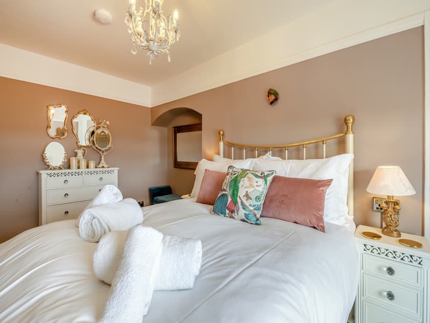 Double bedroom | The Pirate’s Palace, Whitby