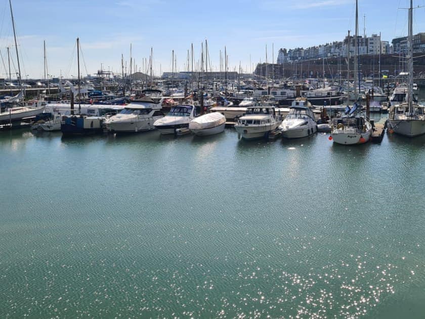 Dine al fresco at Ramsgate Marina less than 30 minutes by rail or car | Vitamin Sea Residency, Herne Bay