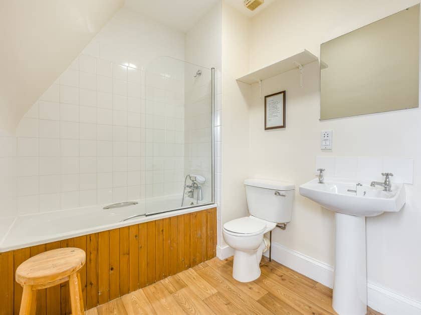 Bathroom | The Knock, Inverey, Braemar
