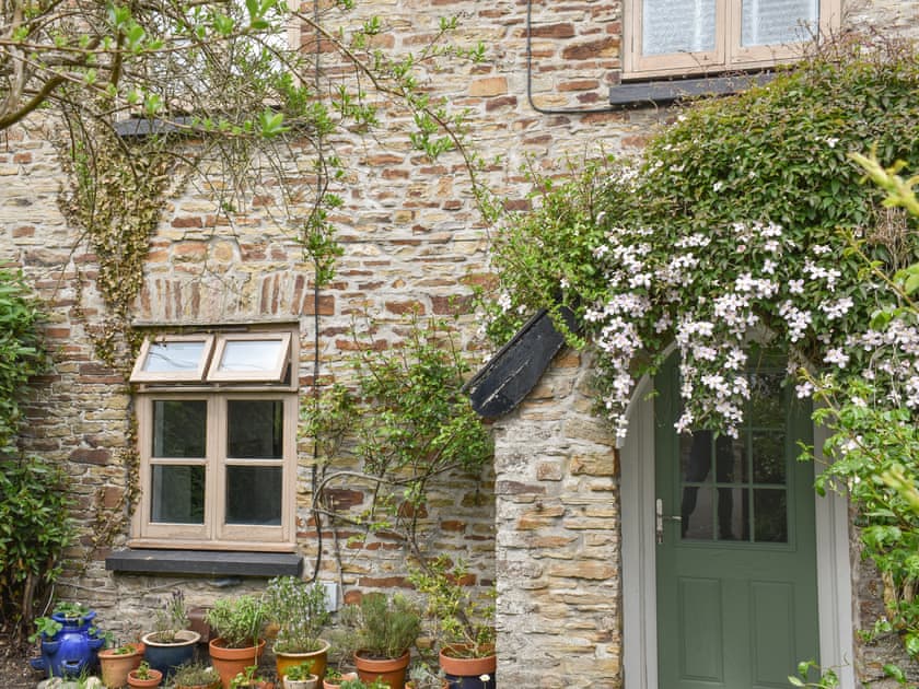Rose Cottage in Abbotsham, near Bideford