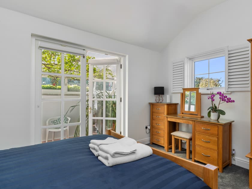 Double bedroom | Southwood Cottage, Newgale