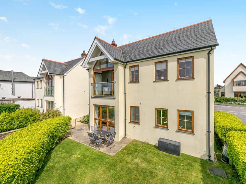 Exterior | Sandbar, St Just in Roseland, near Truro