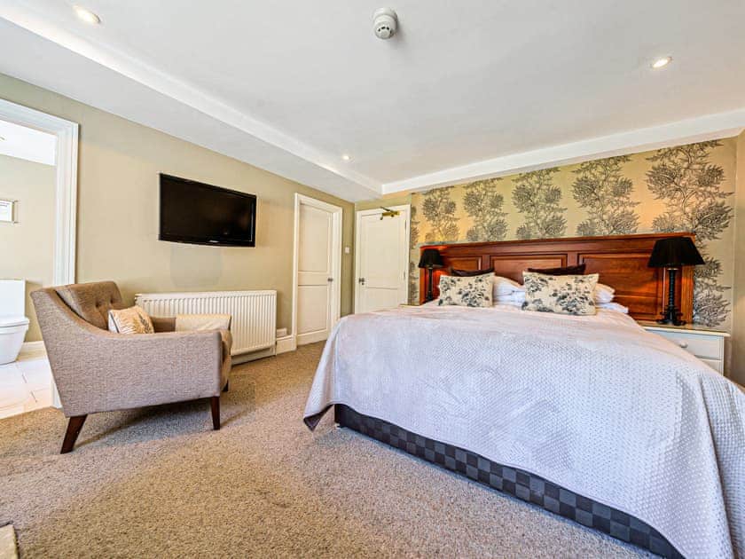 Double bedroom | Orrest Head House - Orrest Head House and Cottage, Windermere