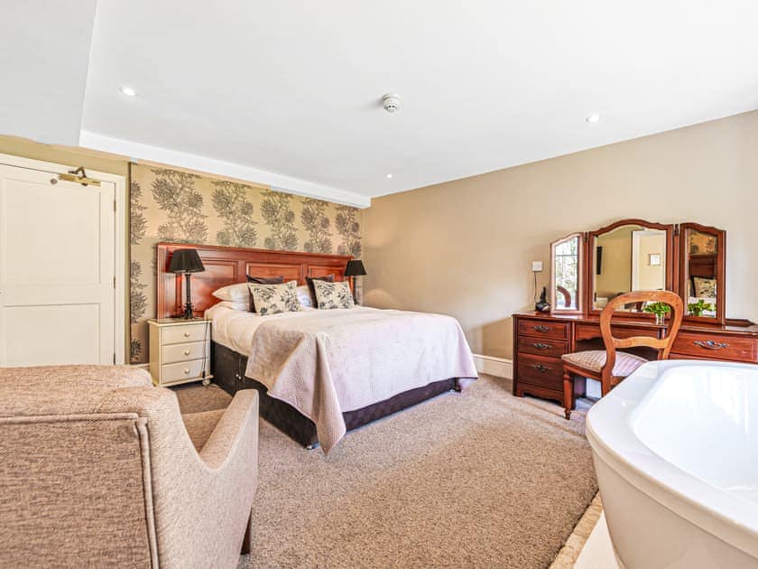 Double bedroom | Orrest Head House - Orrest Head House and Cottage, Windermere