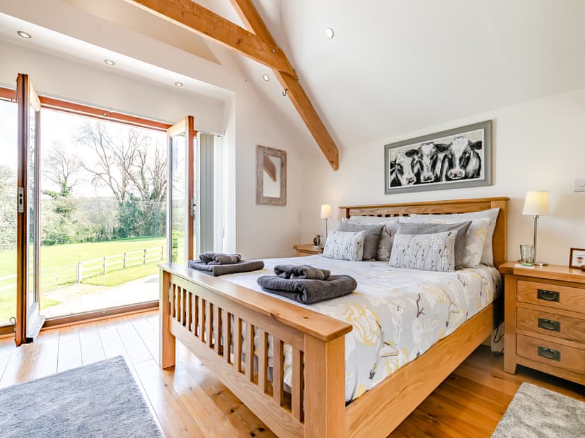 Double bedroom | Cowshed, Moretonhampstead, near Bovey Tracey