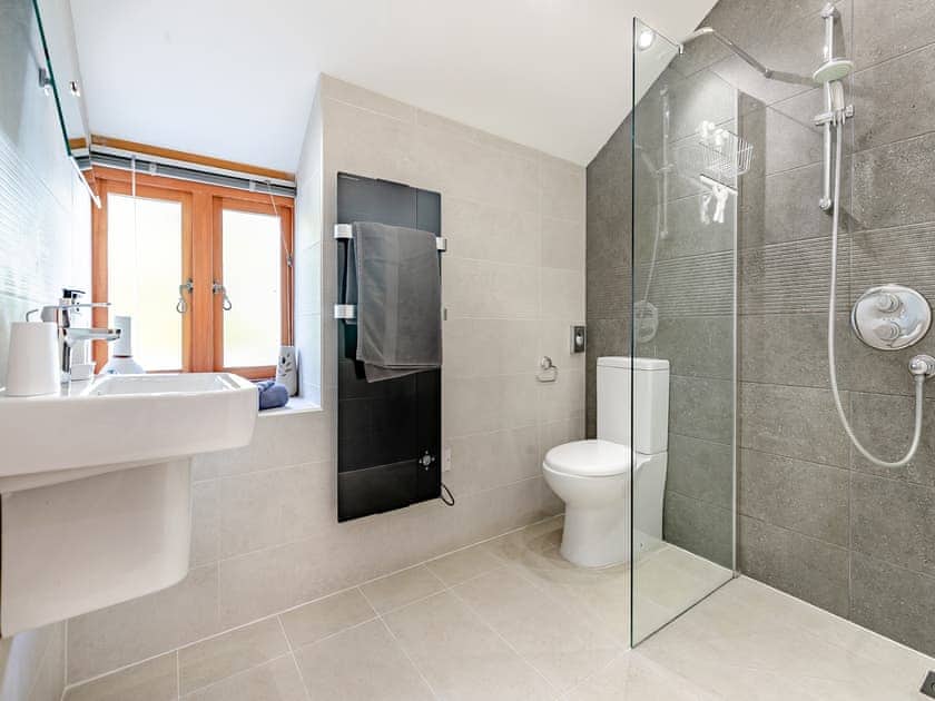 Shower room | Cowshed, Moretonhampstead, near Bovey Tracey