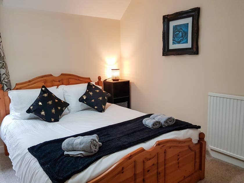 Double bedroom | The Goldsmiths Apartment, Markinch, near Glenrothes