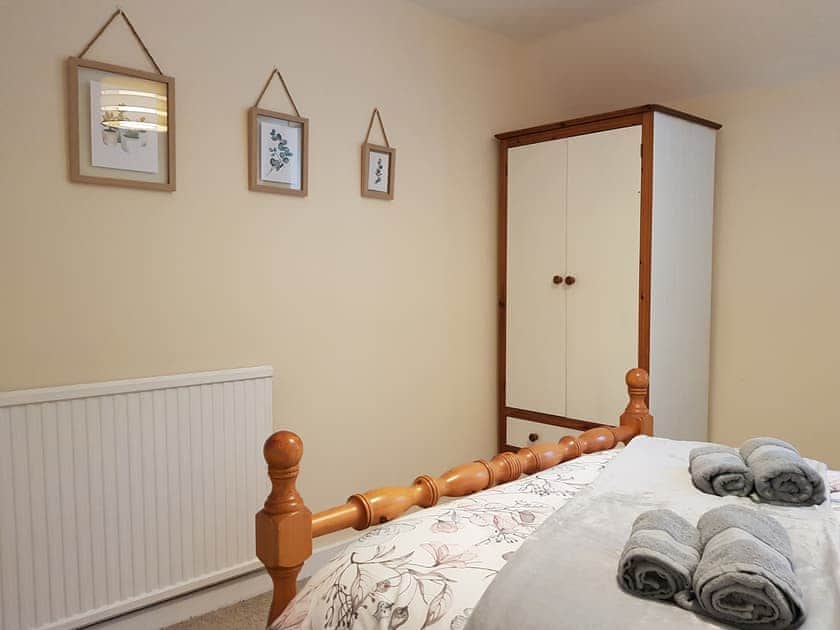 Double bedroom | The Goldsmiths Apartment, Markinch, near Glenrothes