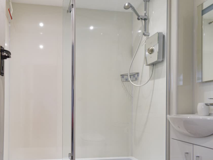 Shower room | Rookmead Cottage, Wellow, near Yarmouth