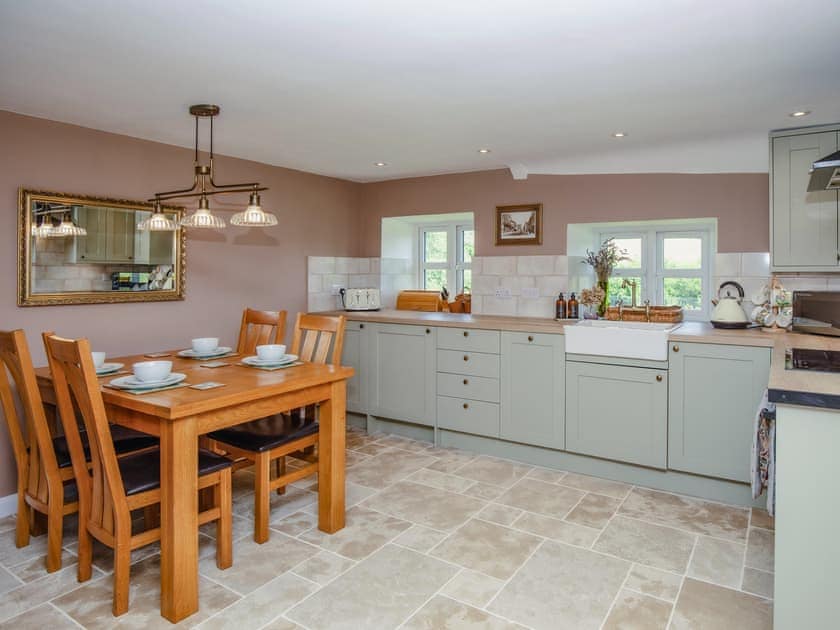 Kitchen | Thatcher’s Cottage - Rudge Farm Cottages, Chilcombe, near Bridport