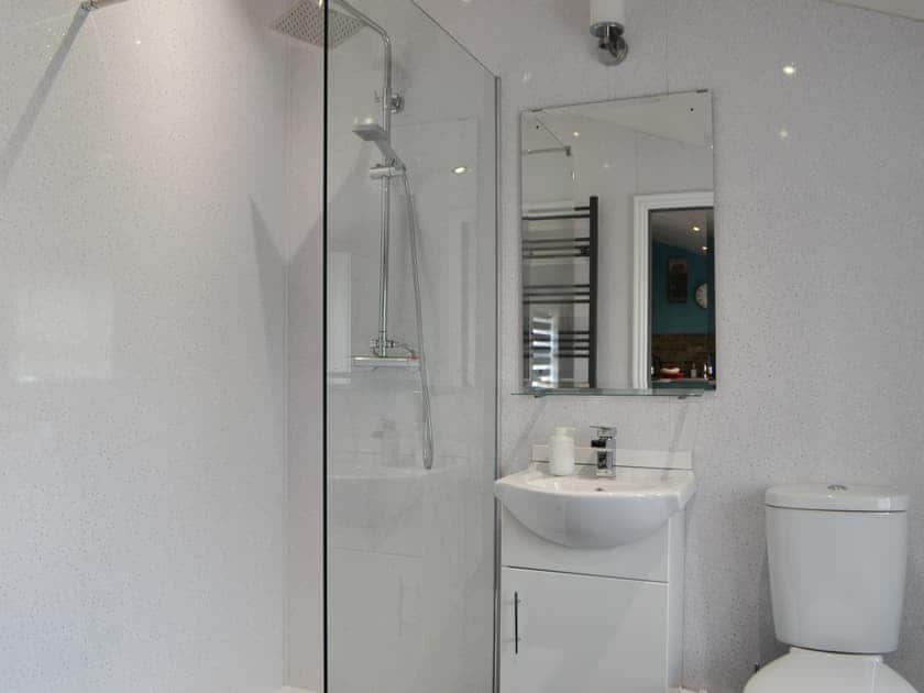 Shower room | John Collingwood Bruce Suite - The Garrison, Bowness-on-Solway