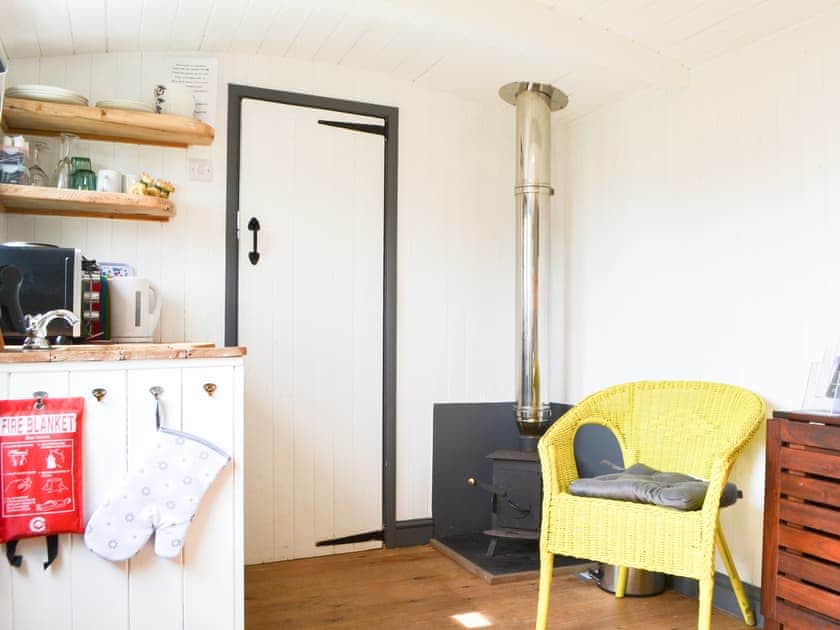 Interior | Jamie’s Shepherds Hut - The Garrison, Bowness-on-Solway