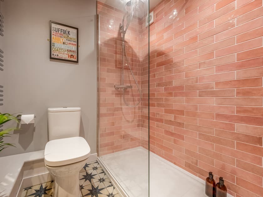 Shower room | Swan’s Nest, Boxford, near Sudbury