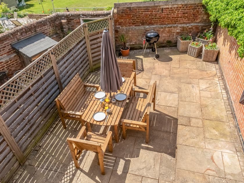 Outdoor area | Swan’s Nest, Boxford, near Sudbury