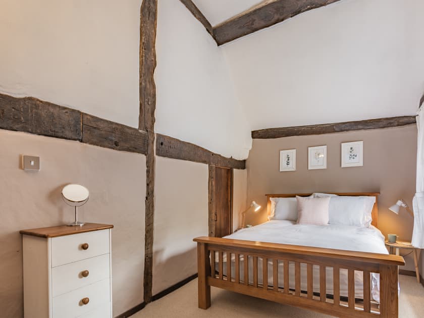 Double bedroom | Garden View Cottage - Brooklands Farm Cottages, Woodbury Salterton, near Exeter