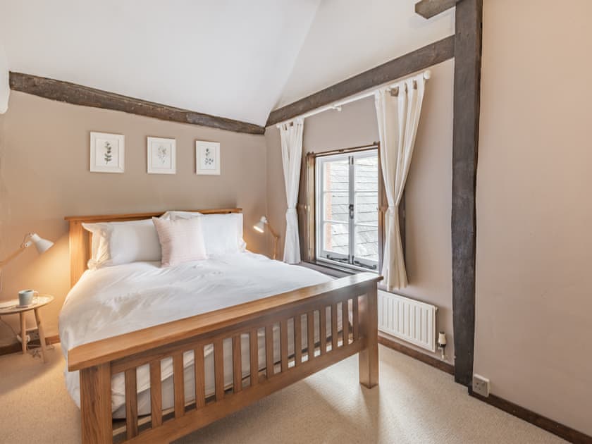 Double bedroom | Garden View Cottage - Brooklands Farm Cottages, Woodbury Salterton, near Exeter