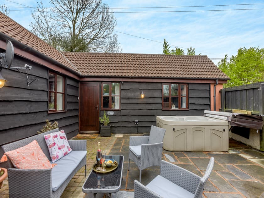 Exterior | Owls Cottage - Brooklands Farm Cottages, Woodbury Salterton, near Exeter