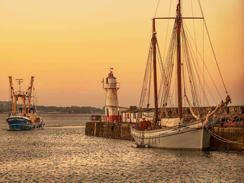Newlyn’s enchanting harbour and lighthouse | Old Quay, Newlyn