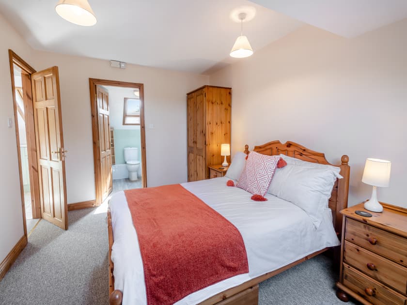 Double bedroom | Croft Cottage, Lydlinch, near Sturminster Newton