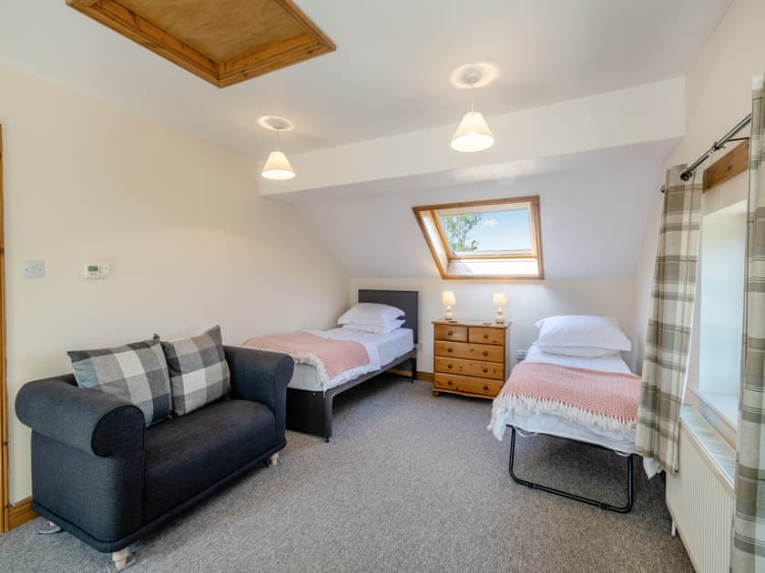 Twin bedroom | Croft Cottage, Lydlinch, near Sturminster Newton