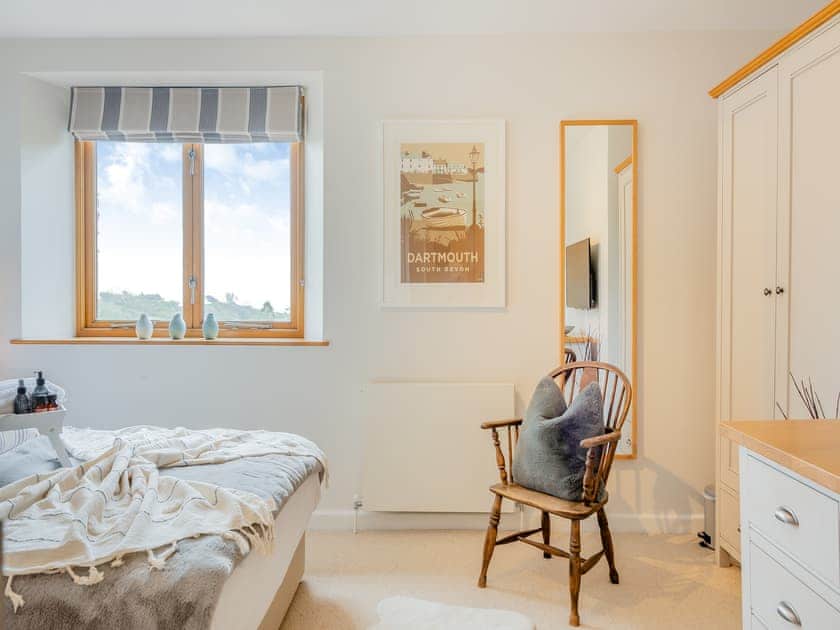Double bedroom | Toffee Apple, Dartmouth