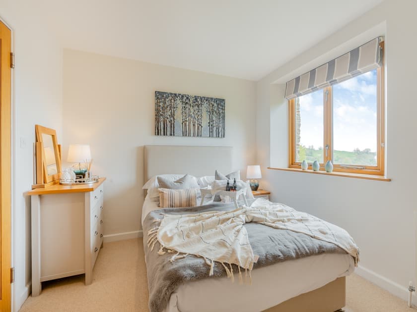 Double bedroom | Toffee Apple, Dartmouth
