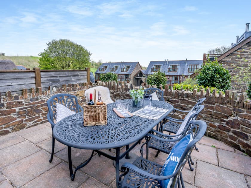 Sitting-out-area | Toffee Apple, Dartmouth