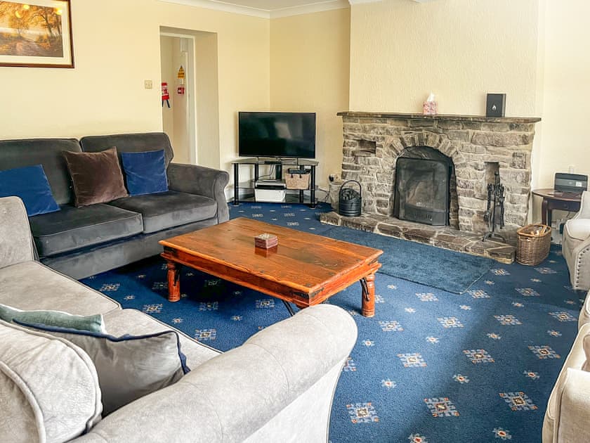 Sitting room | Throwley Moor Farmhouse - Throwley Hall, Ilam, near Ashbourne