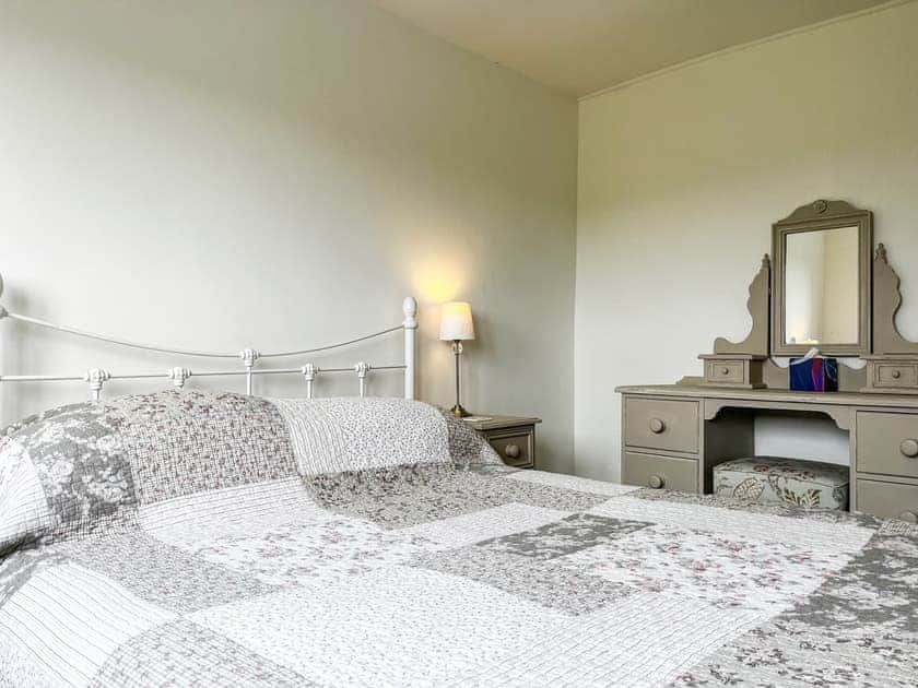 Third bedroom - 1x double bed 4’6”x6’3” | Throwley Cottage - Throwley Hall, Ilam, near Ashbourne