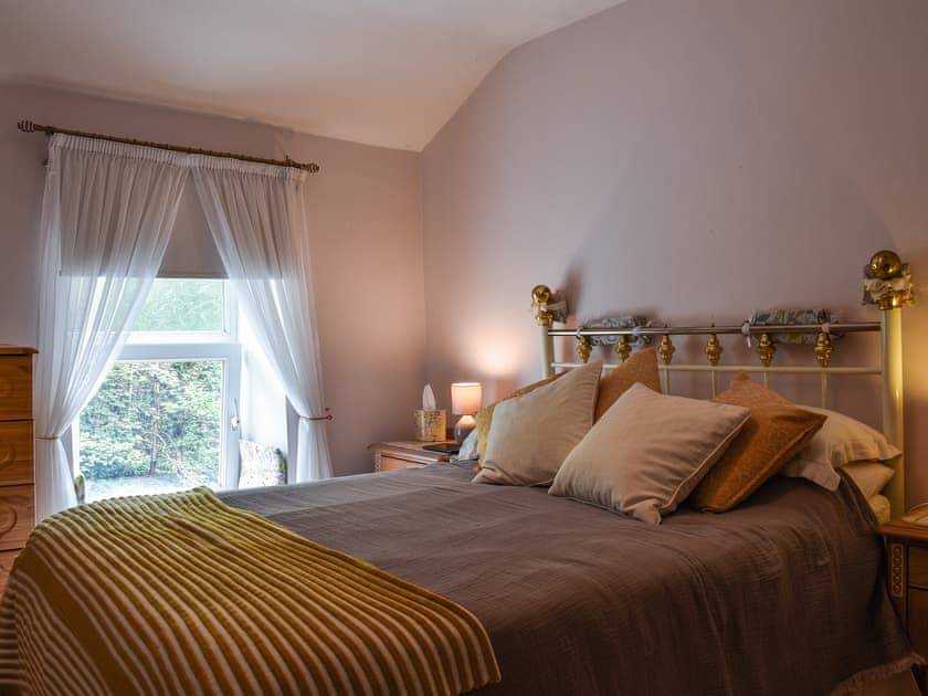 Double bedroom | Tawe Cottage, Ystradgynlais