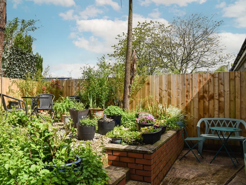 Garden | Tawe Cottage, Ystradgynlais