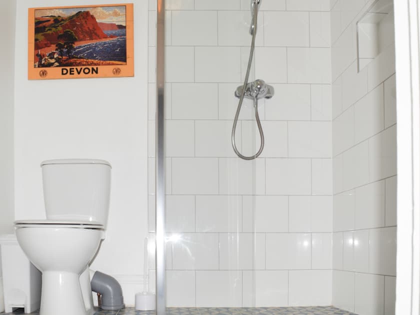 Shower room | Church St 1, Salcombe