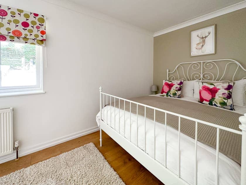 Double bedroom | Weaver’s Lodge, North Gorley, near Fordingbridge