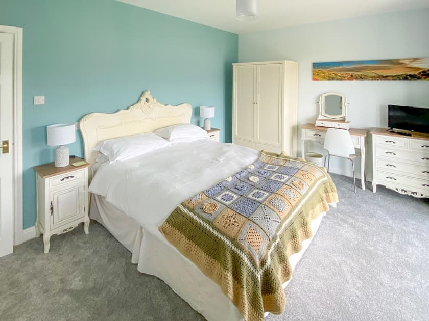 Double bedroom | Caefadog Fach, Barmouth