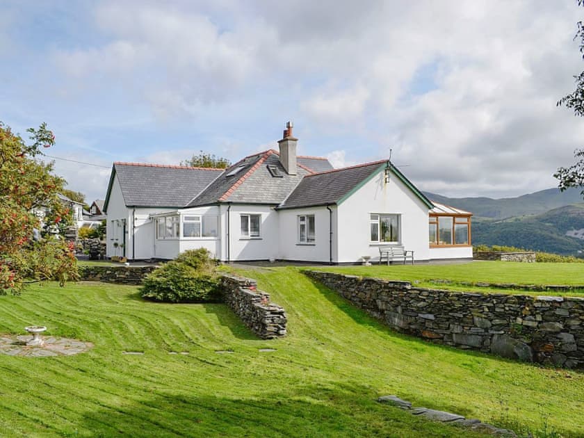 Exterior | Caefadog Fach, Barmouth