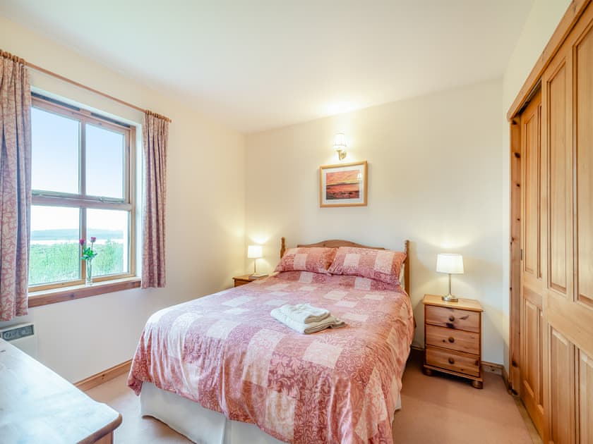 Double bedroom | Cruinn - Cruinn and Moy, Achnamara, near Lochgilphead