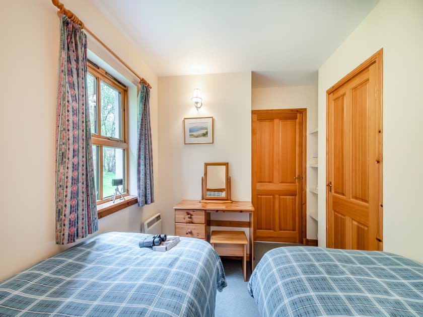 Twin bedroom | Cruinn - Cruinn and Moy, Achnamara, near Lochgilphead
