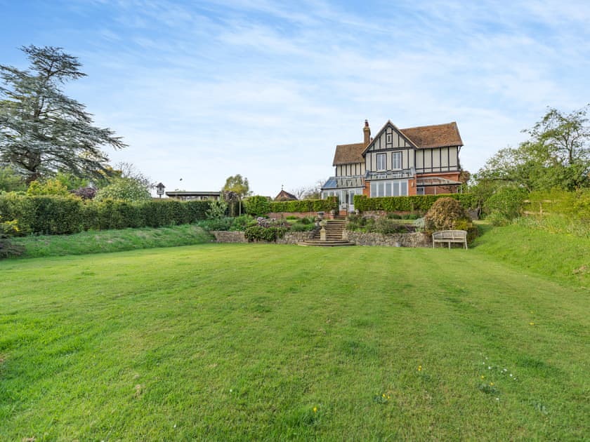 Garden and grounds | The Coach House, Aldington, Ashford